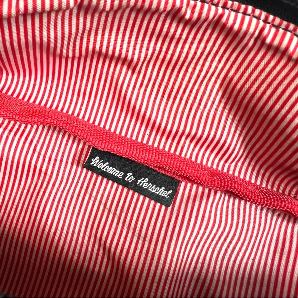 Hershel Supply Company Unisex Belt Bag Black - Picture 13 of 15